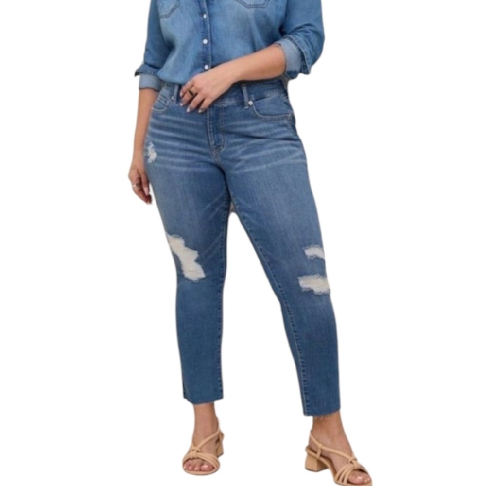 Torrid First At Fit High Rise Straight Jeans 22T Medium Wash Distressed Raw Hem